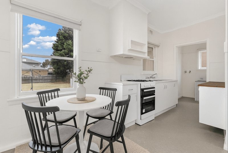 Photo - 5 Eileen Street, Hadfield VIC 3046 - Image 4