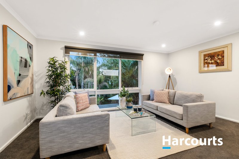 Photo - 5 Eldale Court, Wantirna VIC 3152 - Image 4