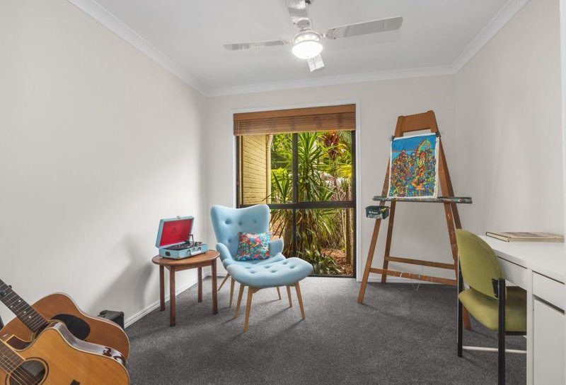 Photo - 5 Elderberry Court, Eatons Hill QLD 4037 - Image 9