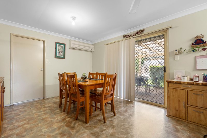 Photo - 5 Eldon Place, Flinders View QLD 4305 - Image 6