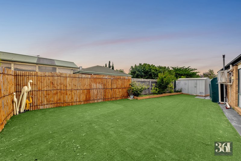 Photo - 5 Eleanor Drive, Hoppers Crossing VIC 3029 - Image 22