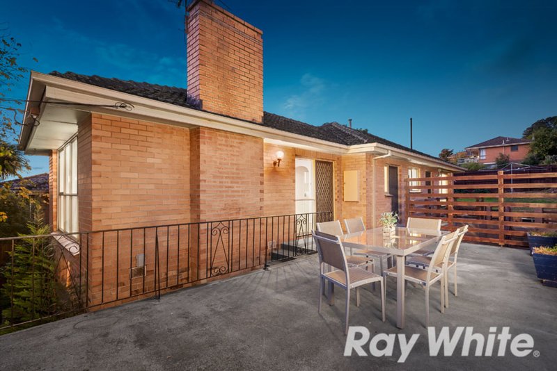 Photo - 5 Ellen Court, Burwood VIC 3125 - Image 7