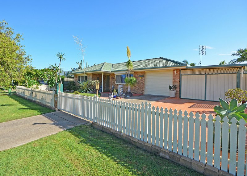 5 Elliot Court, Eli Waters QLD 4655