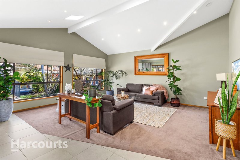 Photo - 5 Elliott Place, Kiama Downs NSW 2533 - Image 4