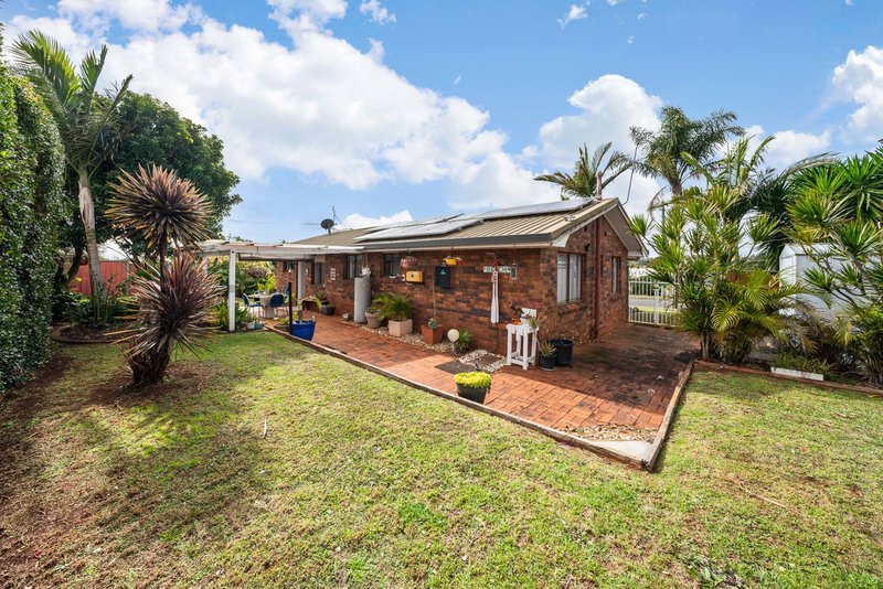 Photo - 5 Elliott Street, Kearneys Spring QLD 4350 - Image 12