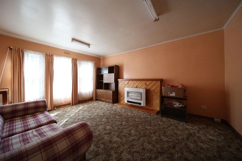 Photo - 5 Elliott Street, Queenstown TAS 7467 - Image 2