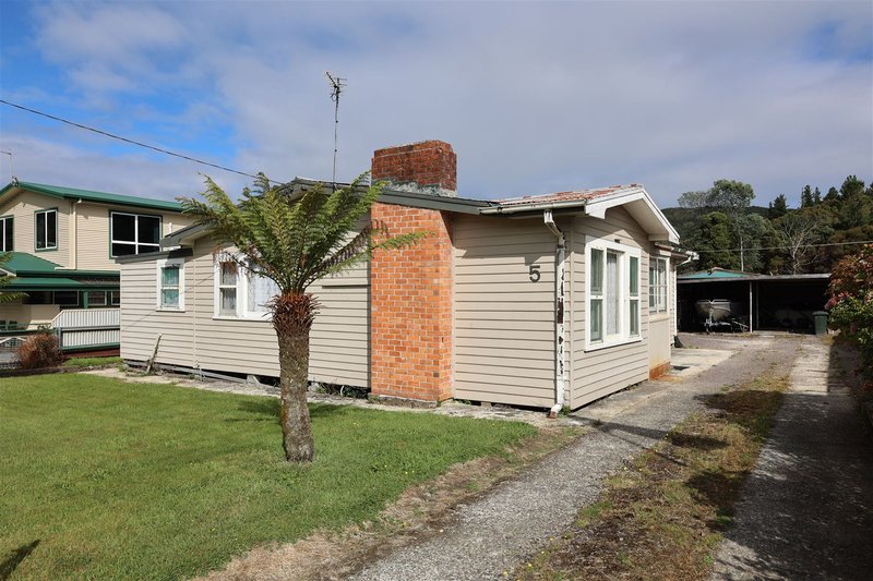 Photo - 5 Elliott Street, Queenstown TAS 7467 - Image 15