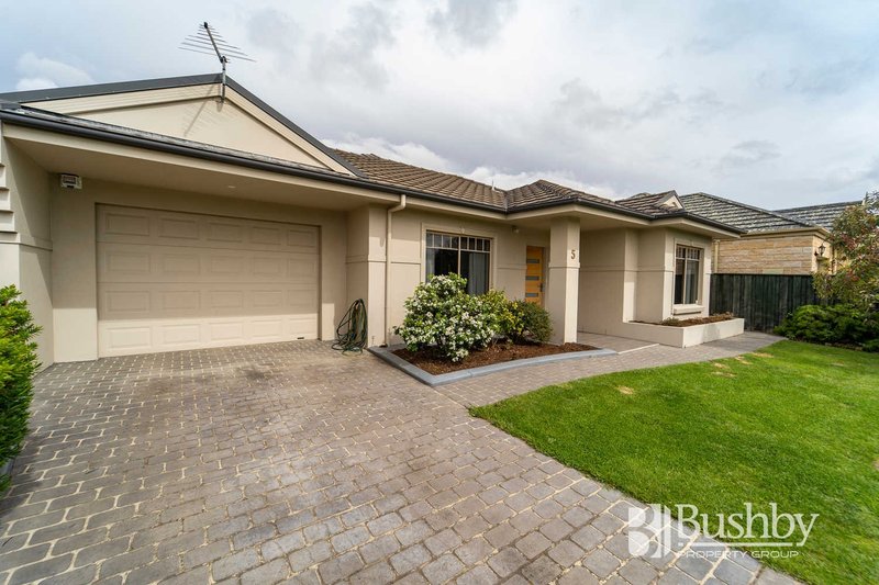 Photo - 5 Elphinwood Square, Newstead TAS 7250 - Image 2