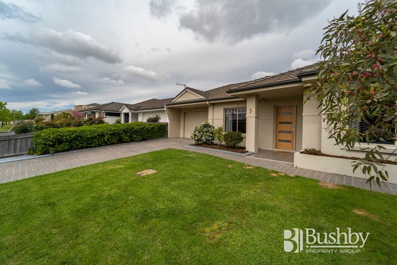 Photo - 5 Elphinwood Square, Newstead TAS 7250 - Image 3