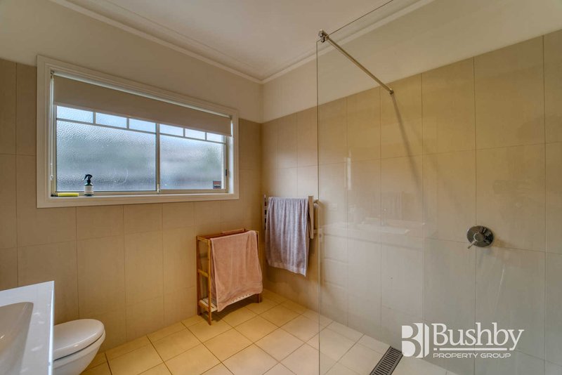 Photo - 5 Elphinwood Square, Newstead TAS 7250 - Image 13