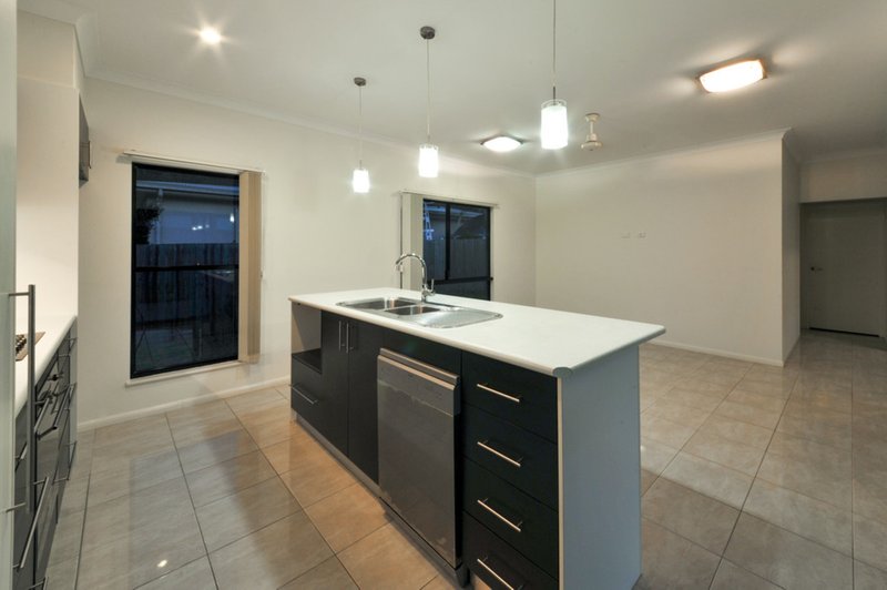 Photo - 5 Endeavour Circuit, Cannonvale QLD 4802 - Image 16