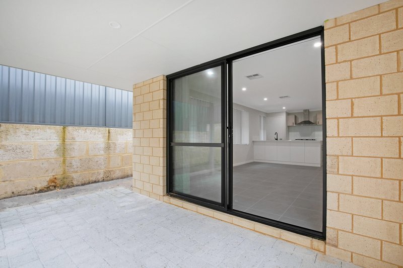 Photo - 5 Epidote Road, Treeby WA 6164 - Image 12