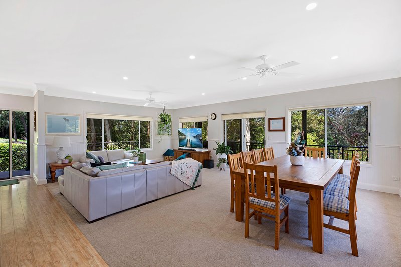 Photo - 5 Erina Valley Road, Erina NSW 2250 - Image 2