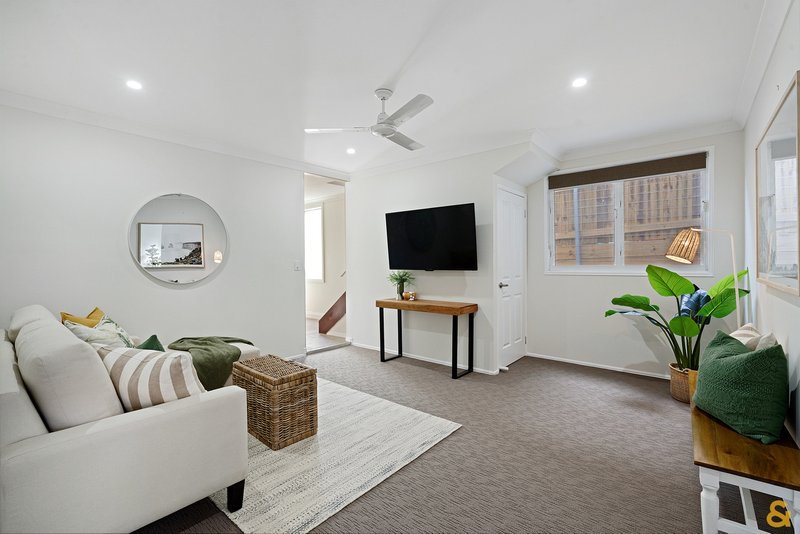 Photo - 5 Ernest Street, Manly QLD 4179 - Image 17