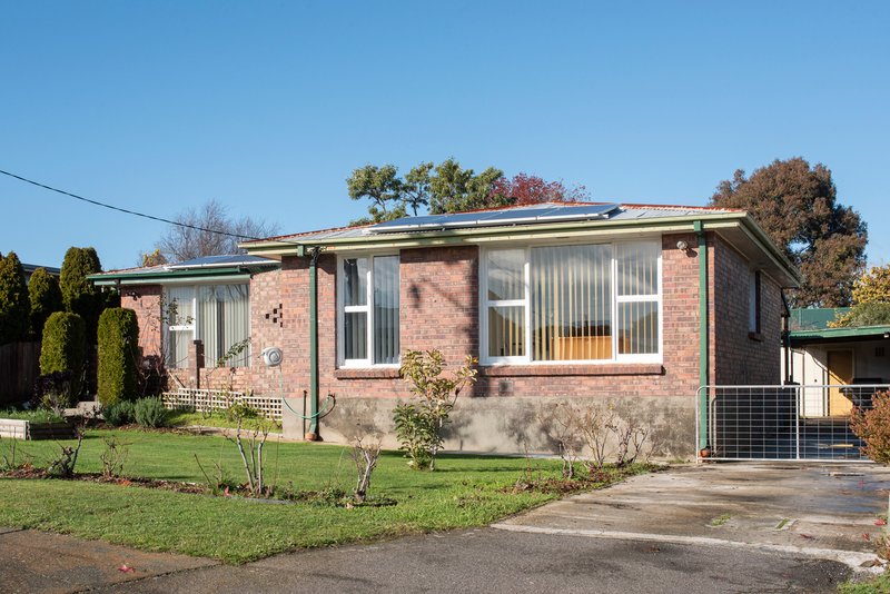 Photo - 5 Essendon Street, Summerhill TAS 7250 - Image 1