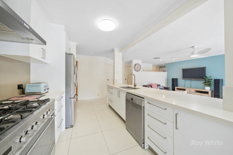 Photo - 5 Essex Close, Springwood QLD 4127 - Image 15