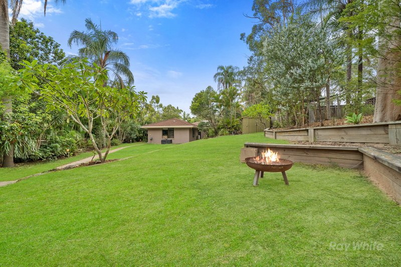 Photo - 5 Essex Close, Springwood QLD 4127 - Image 28