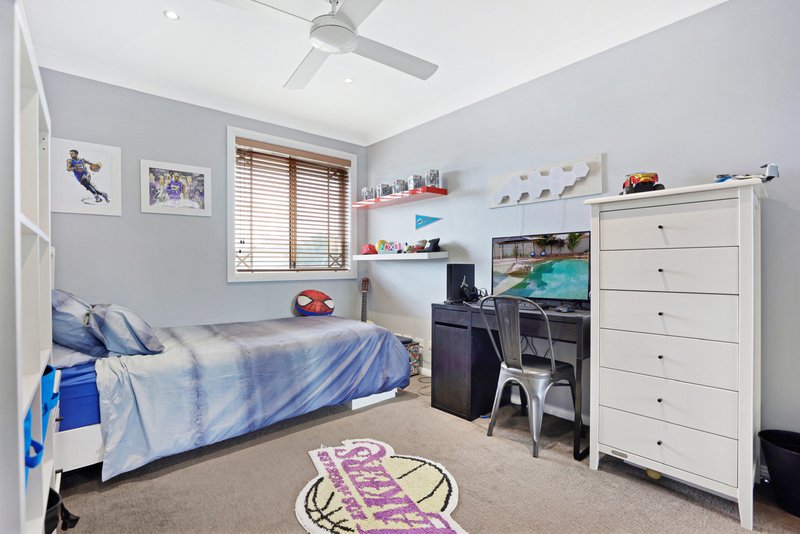 Photo - 5 Esson Place, Glenmore Park NSW 2745 - Image 13