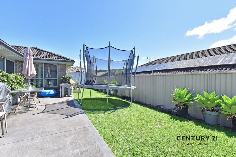 Photo - 5 Eumina Street, Cameron Park NSW 2285 - Image 2