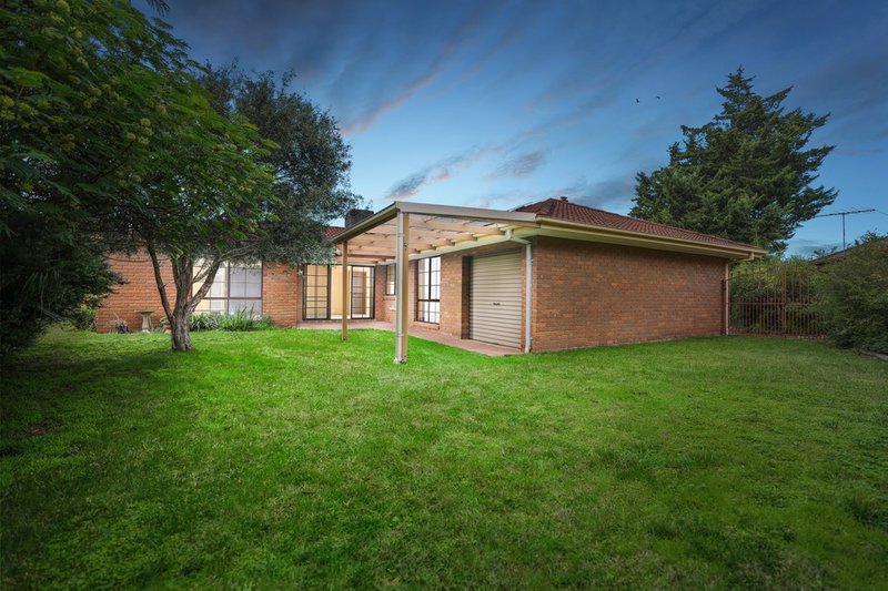 Photo - 5 Euroa Place, Hoppers Crossing VIC 3029 - Image 17