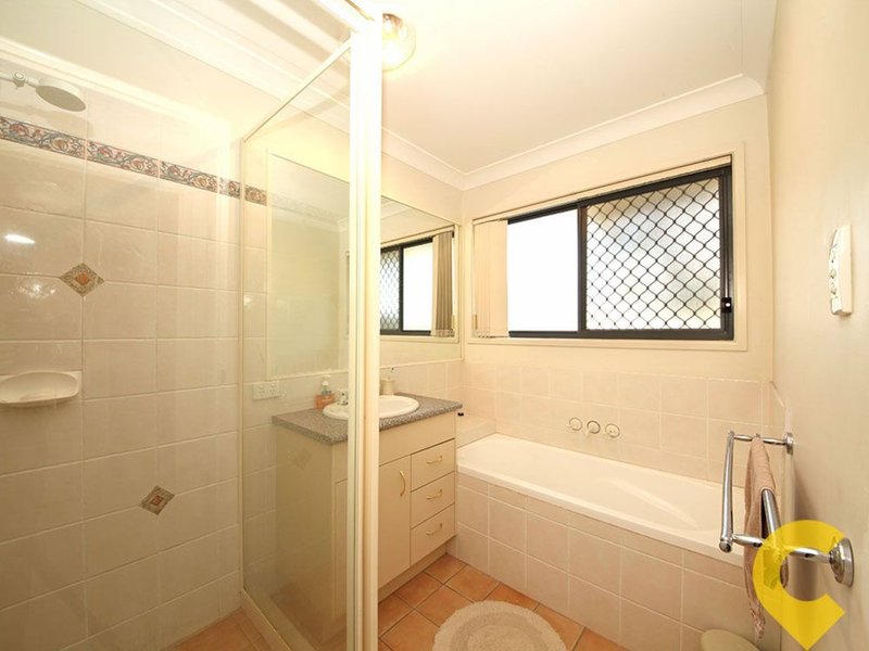 Photo - 5 Evans Court, Murrumba Downs QLD 4503 - Image 7