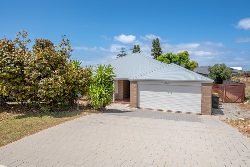 5 Evans Place, Two Rocks WA 6037