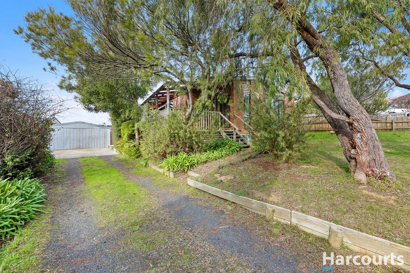 Photo - 5 Eveline Court, Mirboo North VIC 3871 - Image 3