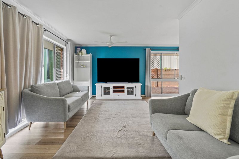 Photo - 5 Eyre Avenue, Petrie QLD 4502 - Image 2