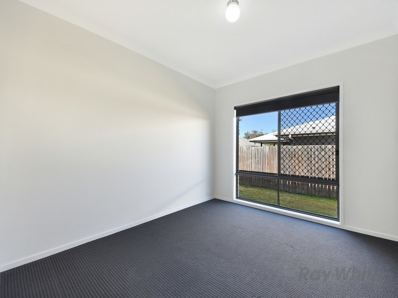 Photo - 5 Fabian Place, Bracken Ridge QLD 4017 - Image 15