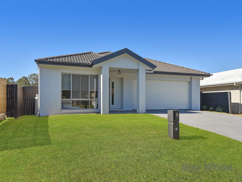 Photo - 5 Fabian Place, Bracken Ridge QLD 4017 - Image 19