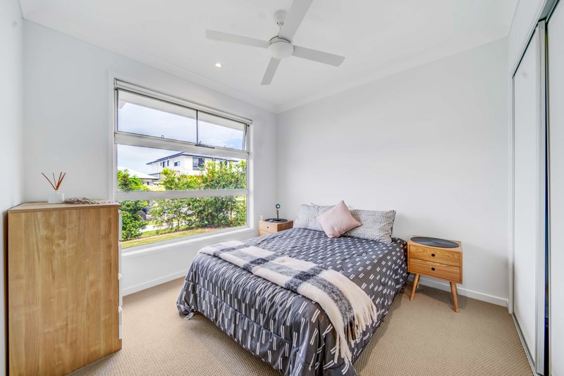 Photo - 5 Fairview Street, Victoria Point QLD 4165 - Image 10