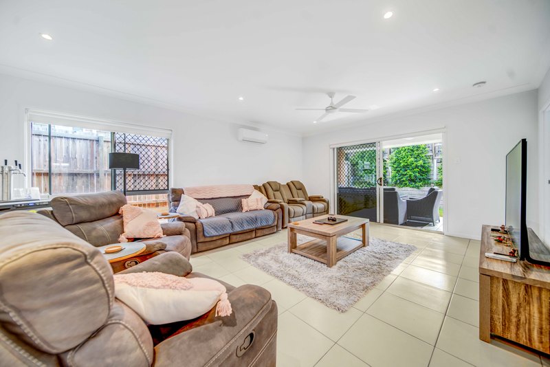 Photo - 5 Fairview Street, Victoria Point QLD 4165 - Image 13