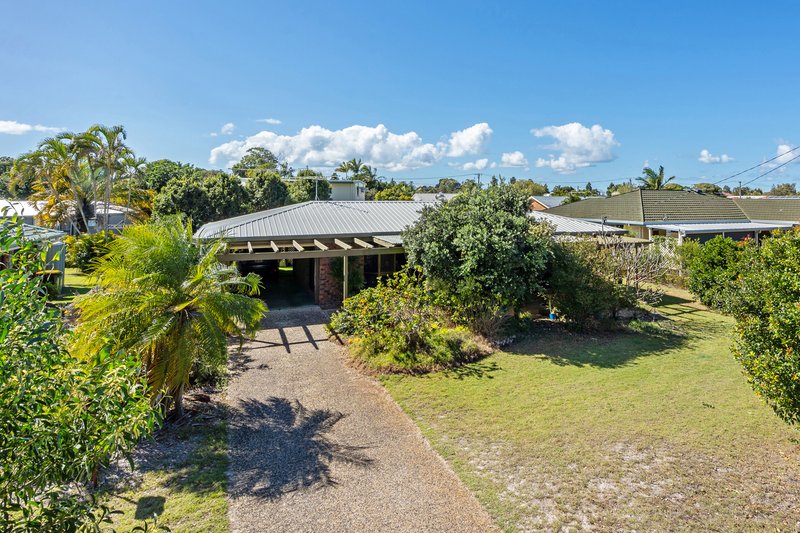 Photo - 5 Fairway Avenue, Woorim QLD 4507 - Image 2