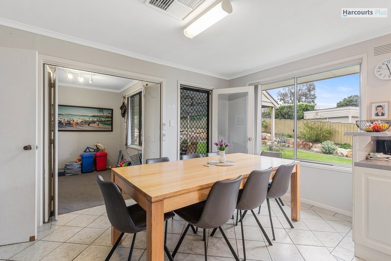 Photo - 5 Falcon Court, Hallett Cove SA 5158 - Image 8