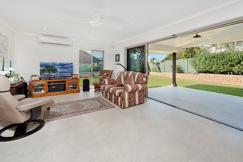 Photo - 5 Falkland Court, Buderim QLD 4556 - Image 2