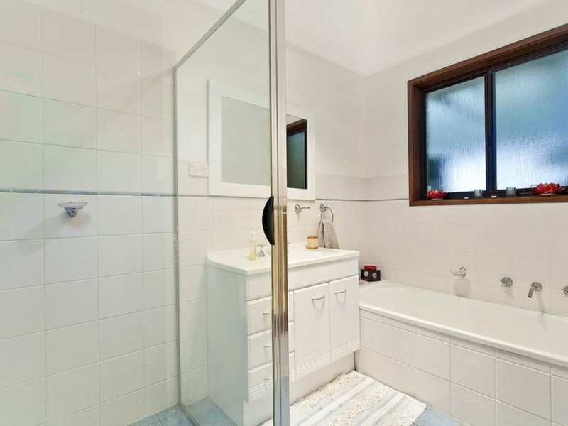 Photo - 5 Fallins Place, Monash ACT 2904 - Image 8