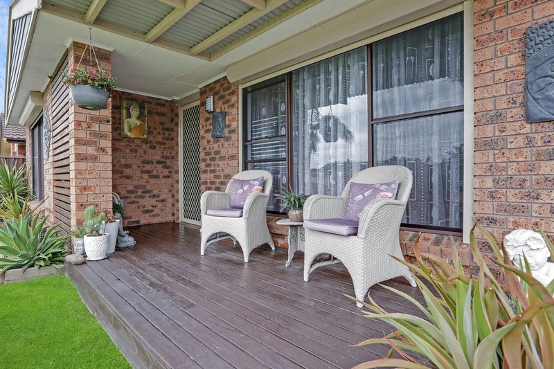 Photo - 5 Featherwood Place, Albion Park Rail NSW 2527 - Image 12