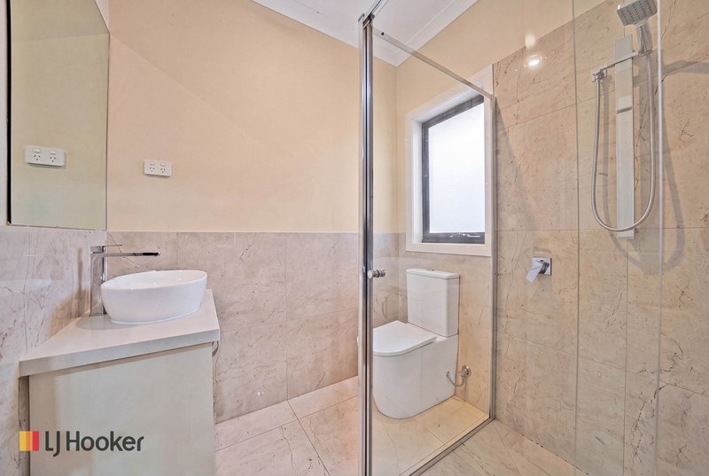 Photo - 5 Felicity Road, Donnybrook VIC 3064 - Image 7