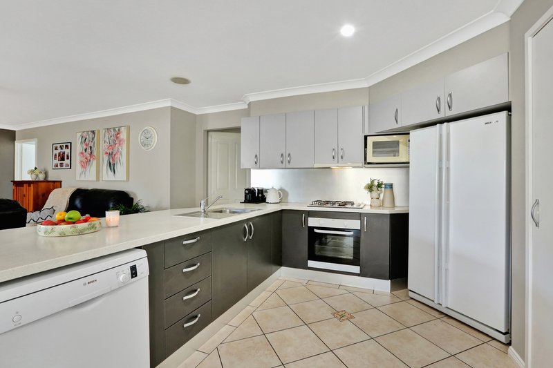 Photo - 5 Felix Avenue, Horsley NSW 2530 - Image 4