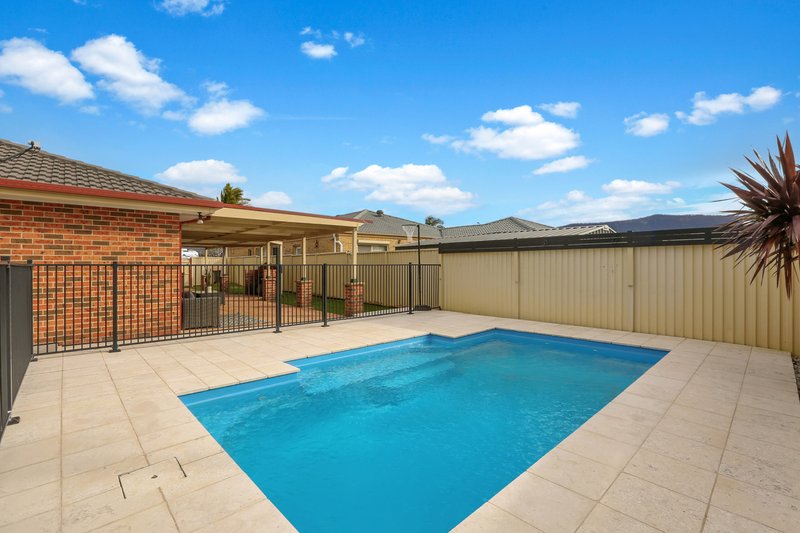 Photo - 5 Felix Avenue, Horsley NSW 2530 - Image 11