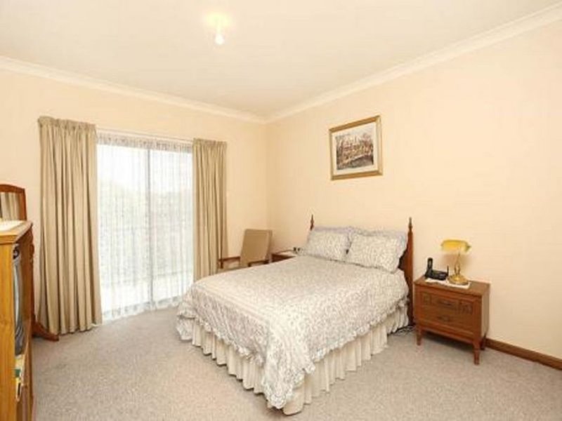 Photo - 5 Fell Street, Encounter Bay SA 5211 - Image 10