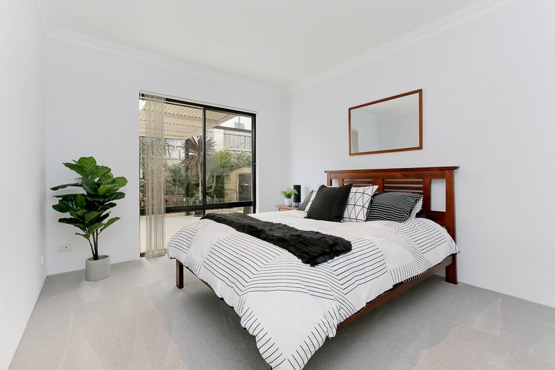 Photo - 5 Ferndale Corner, Mindarie WA 6030 - Image 22