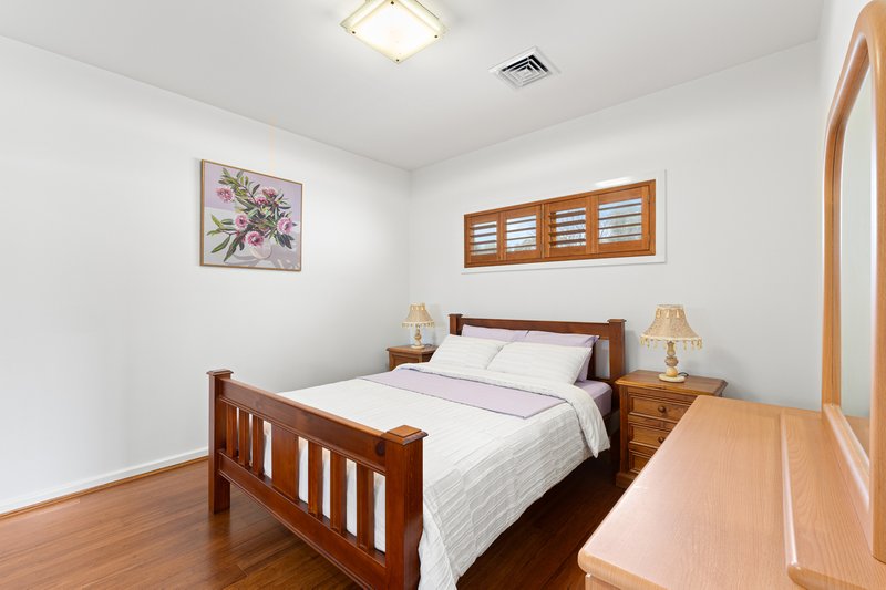 Photo - 5 Ferngully Crescent, South Morang VIC 3752 - Image 20