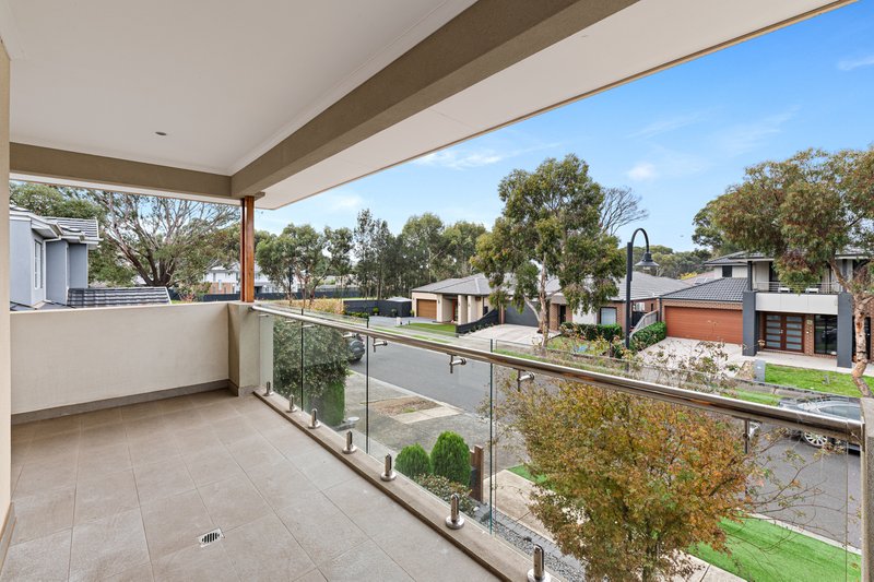 Photo - 5 Ferngully Crescent, South Morang VIC 3752 - Image 22