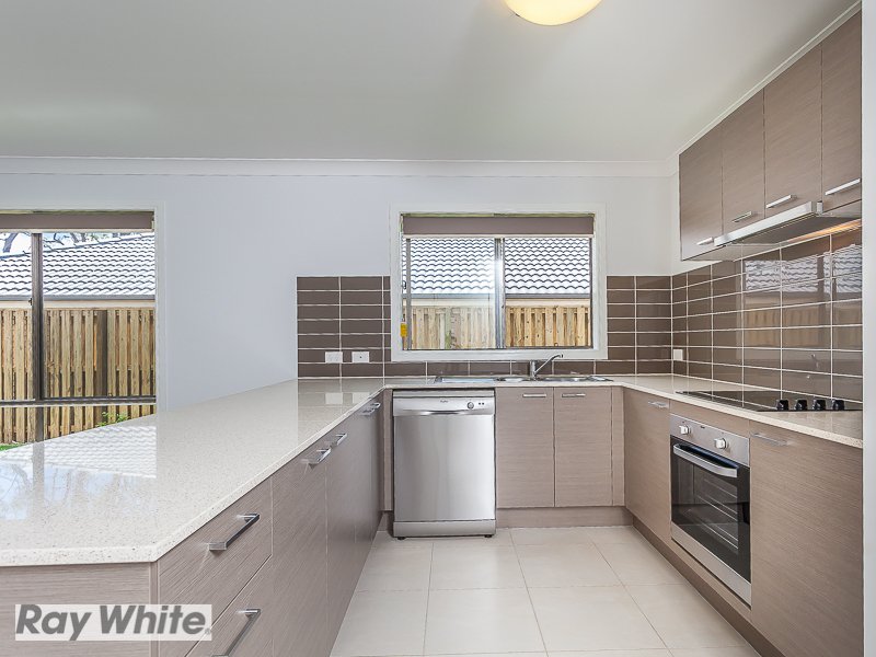 Photo - 5 Finch Close, Dakabin QLD 4503 - Image 5