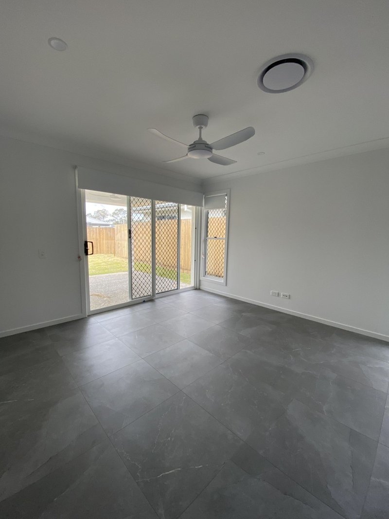 Photo - 5 Finch Street, Caboolture QLD 4510 - Image 6