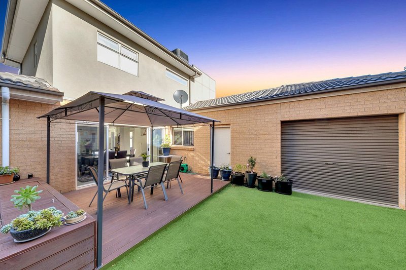 Photo - 5 Findon Court, Point Cook VIC 3030 - Image 13