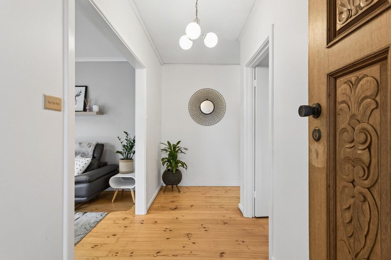 Photo - 5 Finsterwald Way, Fairview Park SA 5126 - Image 2