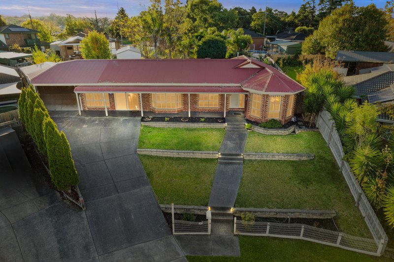 5 Finton Court, Pakenham VIC 3810