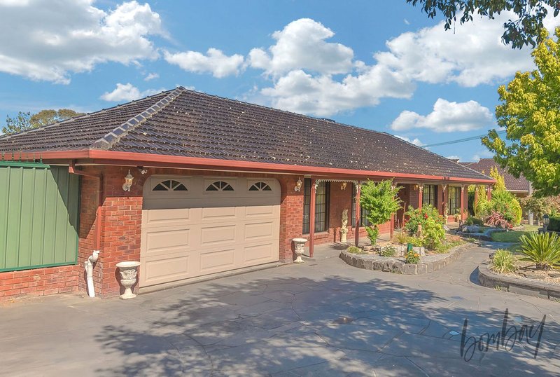 Photo - 5 Fleetwood Drive, Greenvale VIC 3059 - Image 27